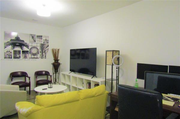 Isola, 25264 SW 114th Ave 0, Princeton, Florida 33032, image 2
