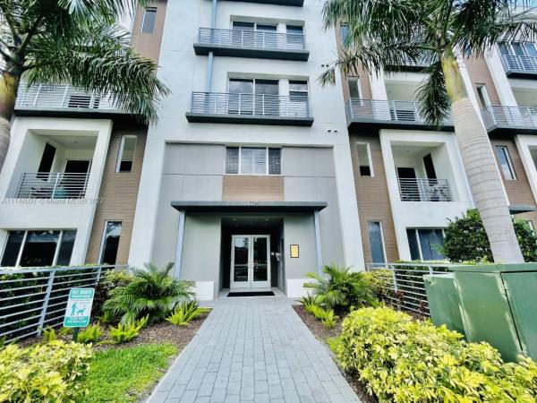 Galleria Lofts, 1025 NE 18th Ave #304, Fort Lauderdale, Florida 33304, image 1