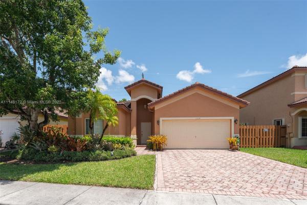 Bonita Lakes, 12137 SW 133rd Ter, Three Lakes, Florida 33186, image 2