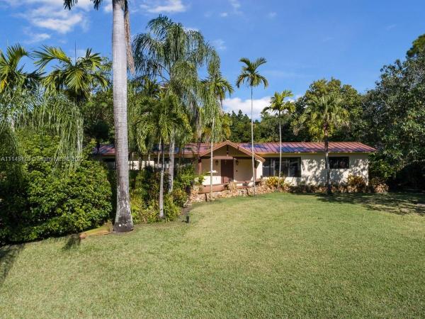 Galloway Glenn Estates, 9295 SW 114th St, Kendall, Florida 33176, image 2