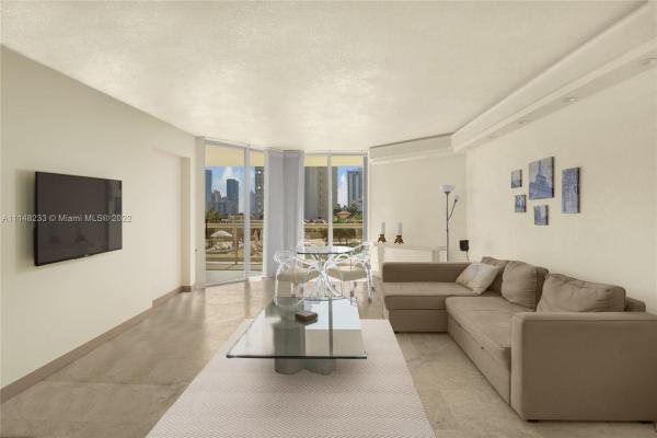 Terraces North Turnberry, 20191 E Country Club Dr #508, Aventura, Florida 33180, image 2