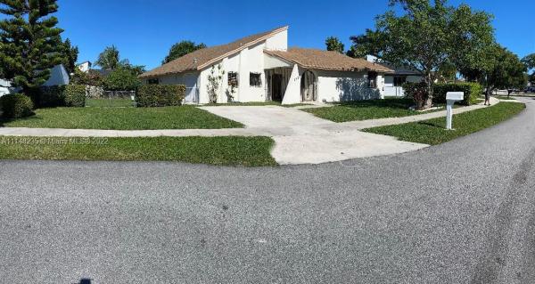 Oak Park, 12237 SW 210th St, South Miami Heights, Florida 33177, image 2