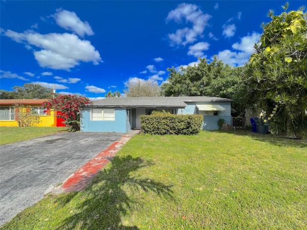 Driftwood Heights, 6441 Hayes St, Hollywood, Florida 33024, image 2