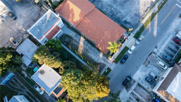 Shenandoah, 1835 SW 9th St, Miami, Florida 33135, image 2