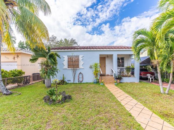 Country Club Estates, 270 Laurel Way, Miami Springs, Florida 33166, image 2