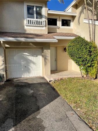 Discovery Pointe, 2041 E Discovery Cir E #2041, Deerfield Beach, Florida 33442, image 2