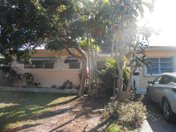 286 NE 112th St, Unincorporated Dade County, Florida 33161, image 2