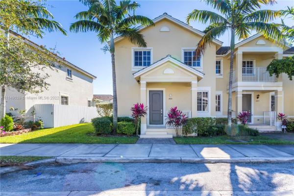 Mandarin Lakes, 14110 SW 275th St, Naranja, Florida 33032, image 2