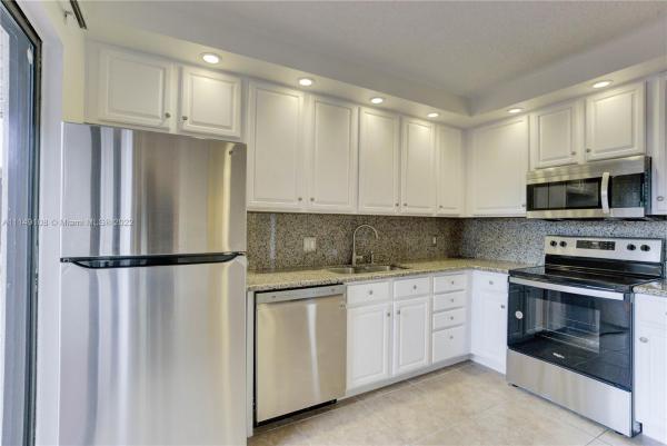 Sandalwood At Meridian Park, 3340 Meridian Way S #C, Palm Beach Gardens, Florida 33410, image 2