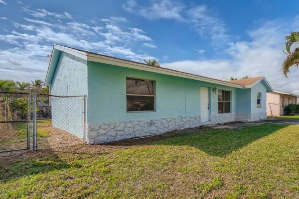 National Village, 1911 W 23rd St, Riviera Beach, Florida 33404, image 2