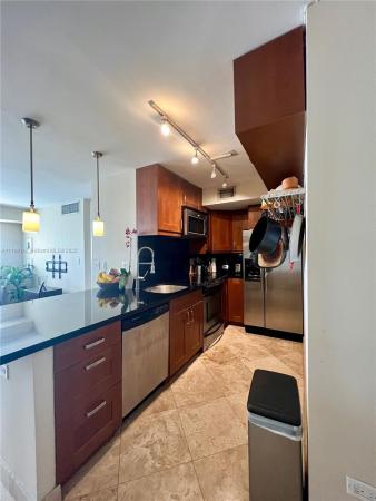 Octagon Towers, 1881 Washington Ave #10, Miami Beach, Florida 33139, image 2