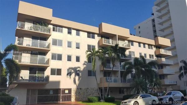 West Bay Gardens, 1665 Bay Rd #418, Miami Beach, Florida 33139, image 2