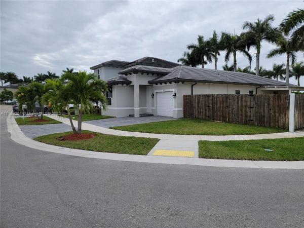 Fernandos Place, 264 SE 31st Ave, Homestead, Florida 33033, image 2