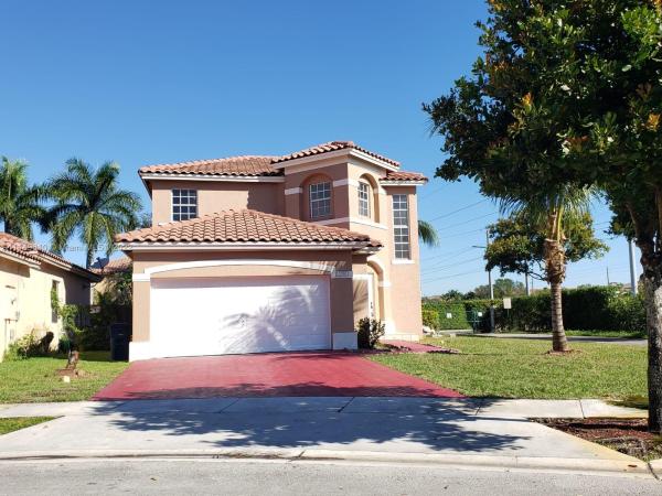 Camelot At Vizcaya, 12701 SW 53rd St, Miramar, Florida 33027, image 2