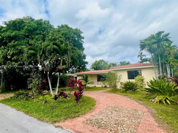 Park Plaza, 645 NE 53rd St, Miami, Florida 33137, image 2