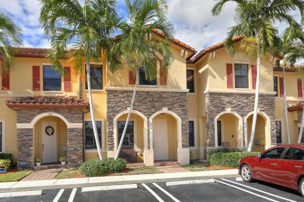 Martinique At Oasis, 490 SE 32nd Ave, Homestead, Florida 33033, image 2