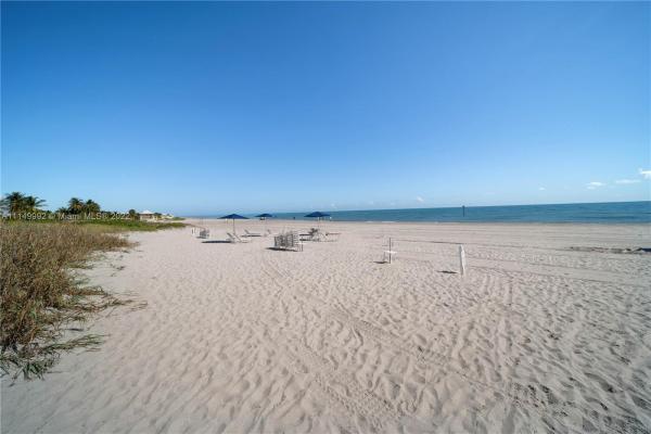 Commodore Club West, 155 Ocean Lane Dr #702, Key Biscayne, Florida 33149, image 1