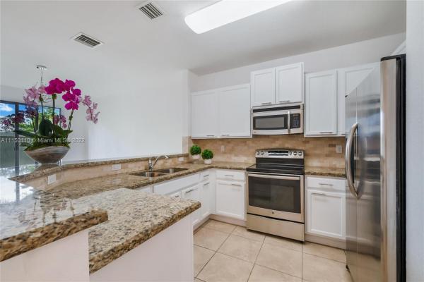 Florence At Crystal Lakes, 570 NE 33rd Ter #570, Homestead, Florida 33033, image 2