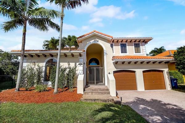Cutler Cay, 18704 SW 76th Ct, Cutler Bay, Florida 33157, image 2