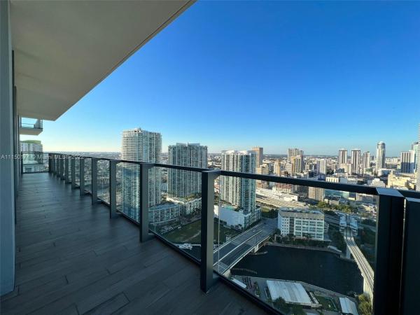 Reach Brickell City Centre, 68 SE 6th St #3611, Miami, Florida 33131, image 2