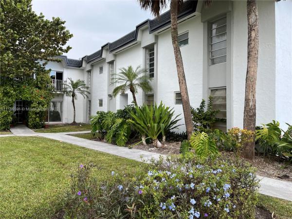 Sunset Palms West, 7245 SW 94th Pl #K4, Sunset, Florida 33173, image 1