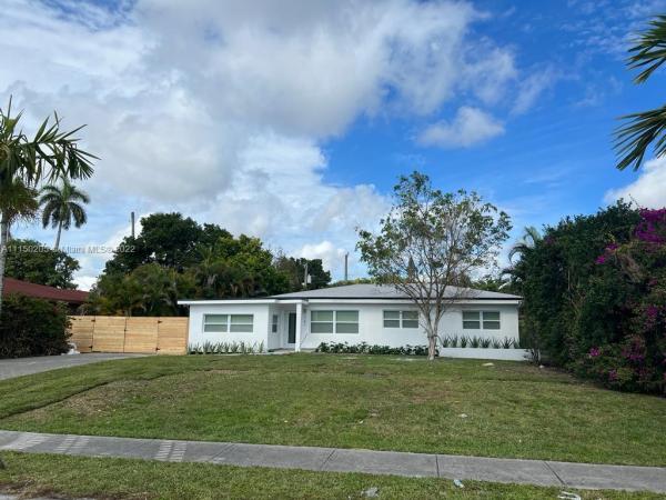 Fulford By The Sea, 1741 NE 170th St, North Miami Beach, Florida 33162, image 2