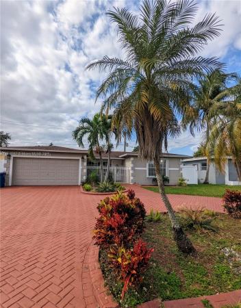 The Knolls, 2624 Bermuda Pl, Miramar, Florida 33023, image 2