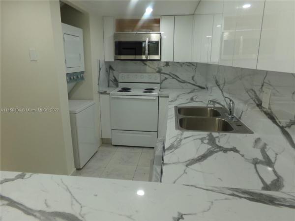 Samari Lake East, 10090 NW 80th Ct #1216, Hialeah Gardens, Florida 33016, image 2
