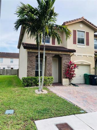 Coral Lakes Kingdom, 14722 SW 25th St #14722, University Park, Florida 33185, image 1