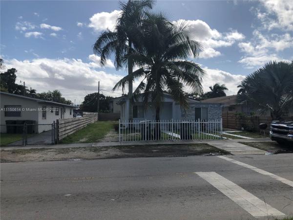 Tatum Ridgedale, 110 NE 9th Ct, Homestead, Florida 33030, image 2