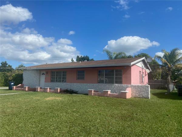 Fairway Estates, 15501 SW 106th Ave, Palmetto Estates, Florida 33157, image 2