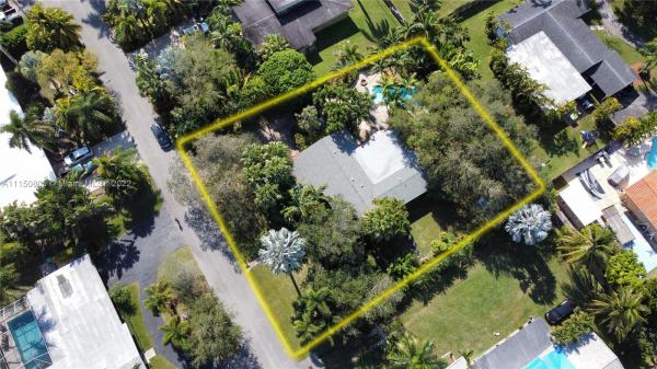 Melody Manor, 27220 SW 165th Ave, Redland, Florida 33031, image 2