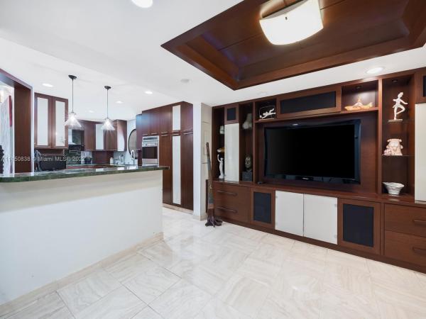10675 NE Quaybridge Ct #C12, Unincorporated Dade County, Florida 33138, image 2