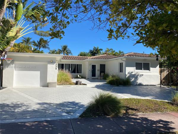 Normandy Golf Course, 235 Fairway Dr, Miami Beach, Florida 33141, image 2