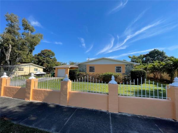 Windward Estates, 18525 NW 22nd Pl, Miami Gardens, Florida 33056, image 2
