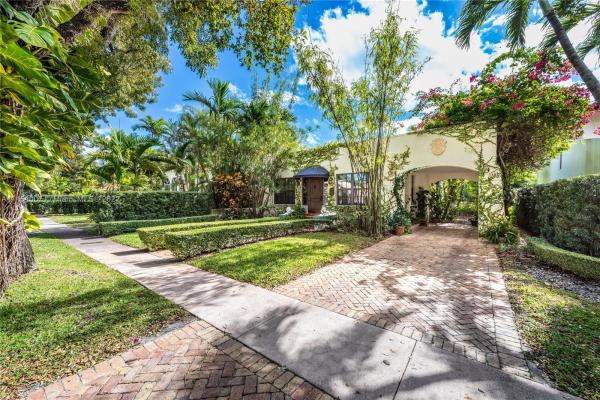 Granada, 632 Navarre Ave, Coral Gables, Florida 33134, image 2
