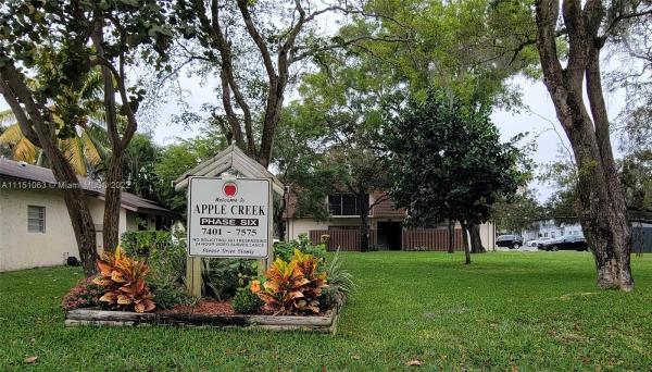 Apple Creek, 7403 W Sunrise Blvd #D2, Plantation, Florida 33313, image 2