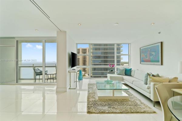 Central Carillon Beach, 6801 Collins Ave #1206, Miami Beach, Florida 33141, image 2