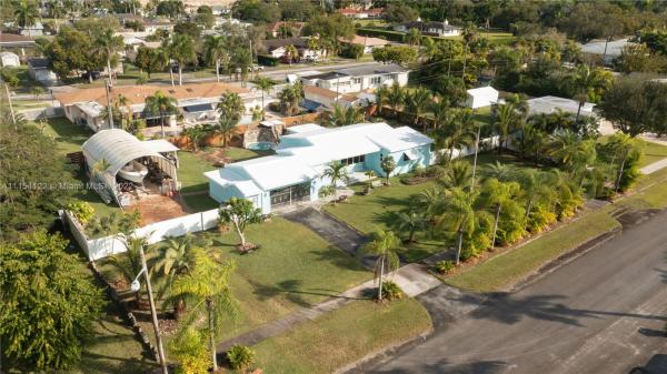 Porvenir, 303 NW 20th St, Homestead, Florida 33030, image 1