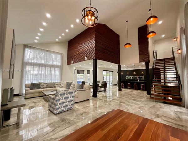 Banyan Oakridge, 5321 SW 32nd St, Hollywood, Florida 33312, image 1