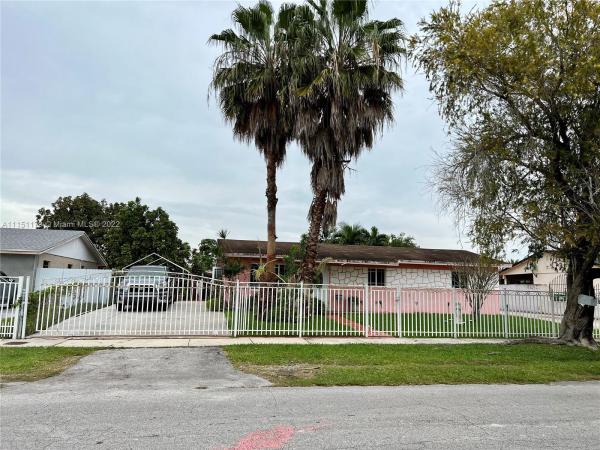 Palmland Homes South, 15401 SW 302nd St, Leisure City, Florida 33033, image 2