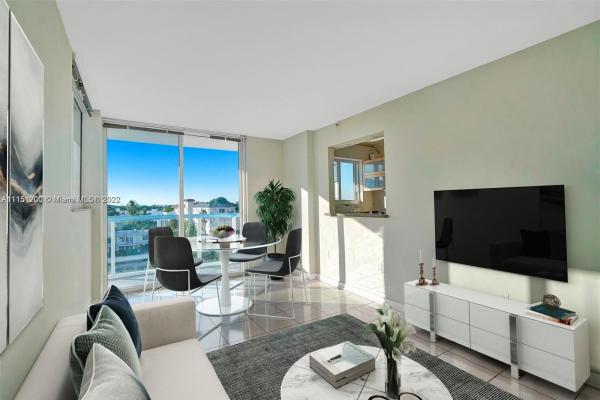 The Royal Club, 2457 Collins Ave #606, Miami Beach, Florida 33140, image 1