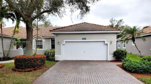 Regency Homes At Fairway Isles, 7480 S Aragon Blvd #3, Sunrise, Florida 33313, image 2