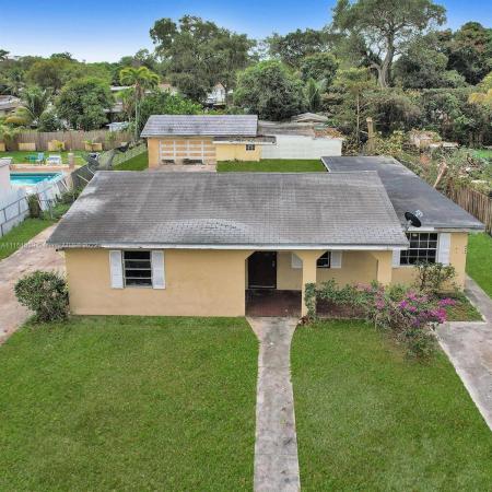 Biscayne Highlands, 1040 NE 141st St, North Miami, Florida 33161, image 2