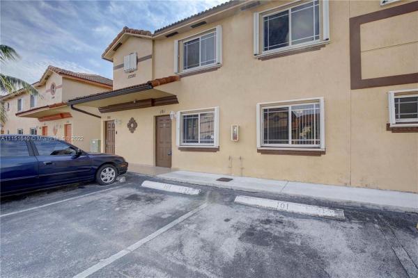 Belleview Villas, 17320 NW 74th Ave #101, Country Club, Florida 33015, image 2