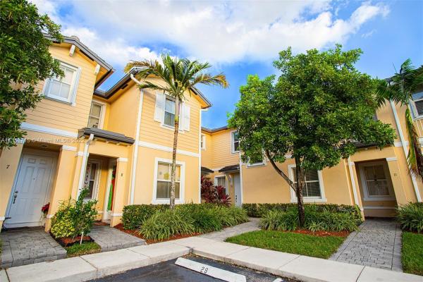 Fiji, 2885 SE 1st Dr #10, Homestead, Florida 33033, image 2