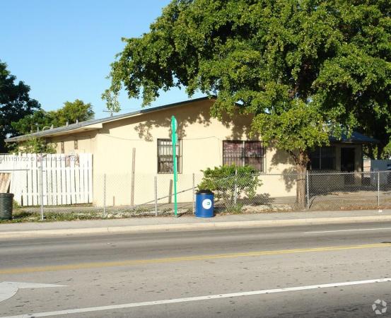 Liberty City, 1701 NW 70th St, Miami, Florida 33147, image 2