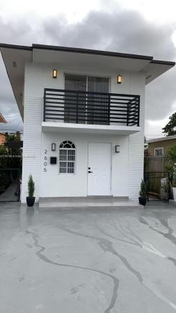 Hialeah Homesites, 2605 W 8th Ln, Hialeah, Florida 33010, image 1