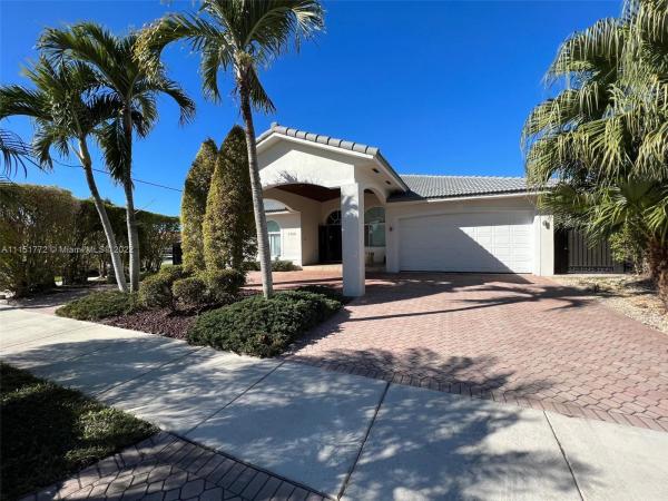 Amore, 3788 SW 133rd Pl, Tamiami, Florida 33175, image 2
