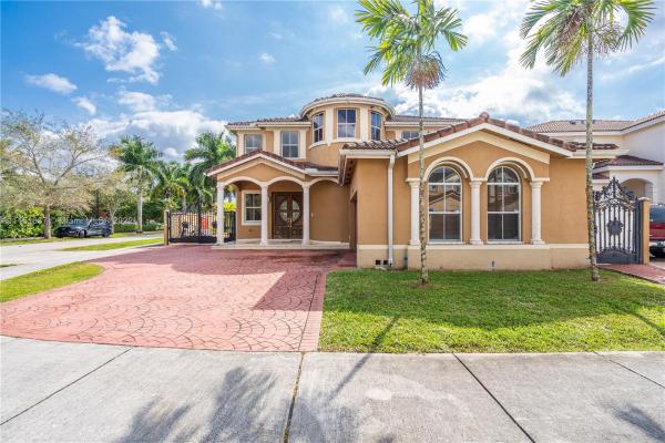 Grand Lakes, 15076 SW 20th Ln, University Park, Florida 33185, image 1